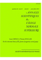 Sur la structure des facteurs de type $\rm II_1$ associé avec les groupes de courbure négative