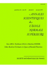 Estimations de la résolvante de Stokes dans les espaces des fonctions bornées