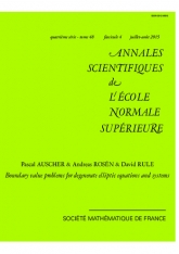 Problèmes aux limites pour les équations et systèmes elliptiques dégénérés