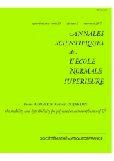 Stabilité et hyperbolicité pour les automorphismes polynomiaux de $\mathbb {C}^2$