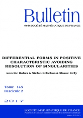 Formes diﬀérentielles en caractéristique positive en évitant la résolution de singularités