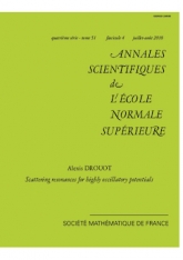 Résonances de potentiels rapidement oscillants