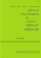 Croissance des groupes de Selmer de formes modulaires de Hilbert sur des corps de classes d'anneau