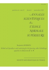 Existence globale et diffusion des ondes pour l'équation de Schrödinger cubique focalisante en dimension 4