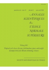 Classes de cycle tropicales pour les espaces non archimédiens et décomposition par le poids des faisceaux de cohomologie de de Rham