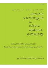 Courants géodésiques, entropie à l'infini et régularité de l'entropie