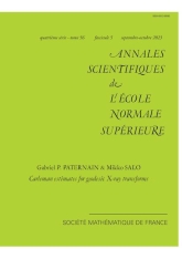 Estimations de Carleman pour les transformées aux rayons X géodésiques}