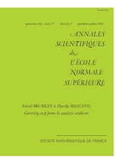 Comptage des formes cuspidales par conducteur analytique