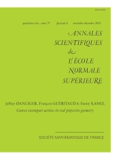 Actions convexes cocompactes en géométrie projective réelle