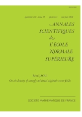 Sur la densité des champs de vecteurs algébriques fortement minimaux